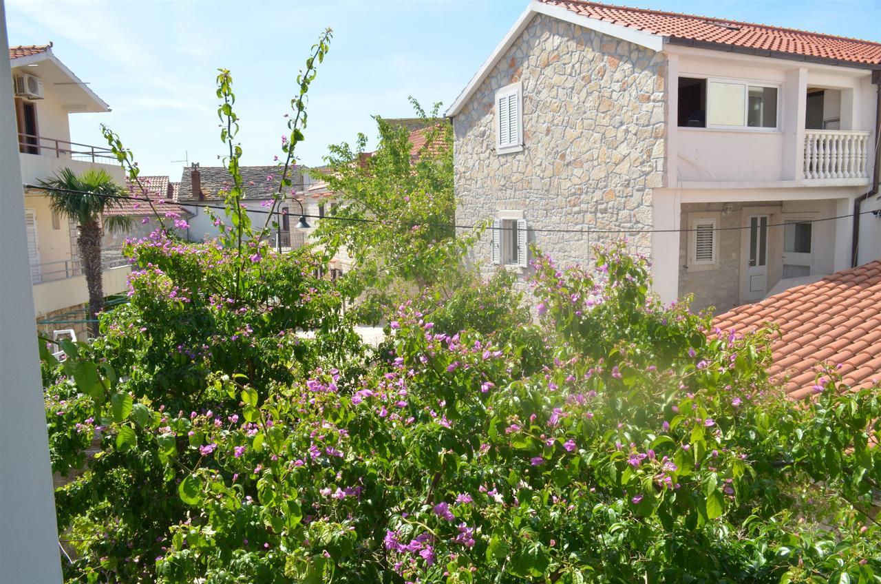 Apartments And Rooms Jakov Primošten Εξωτερικό φωτογραφία