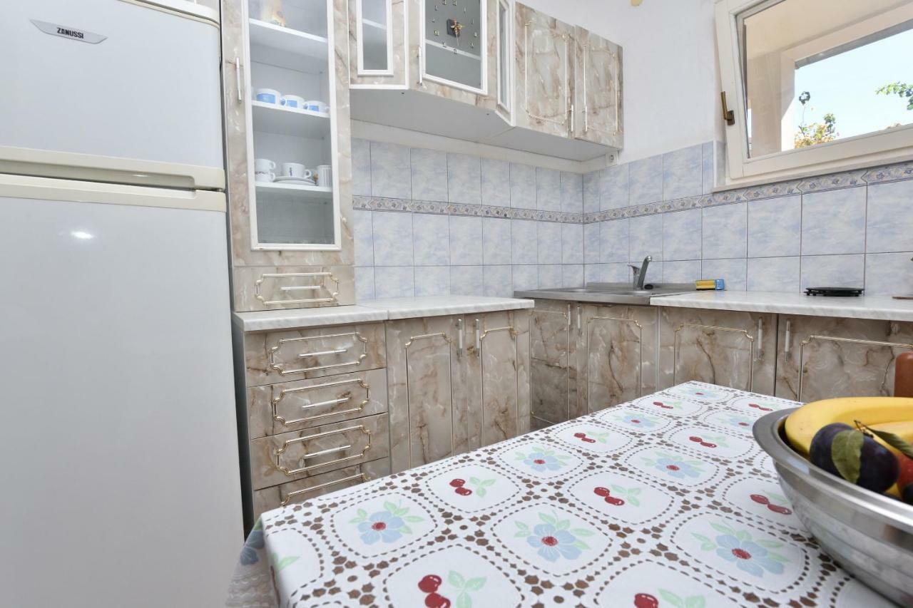Apartments And Rooms Jakov Primošten Εξωτερικό φωτογραφία